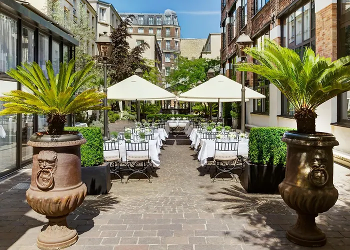 Hotel Les Jardins Du Marais París